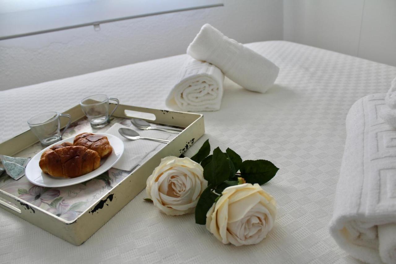 Wish Suite Campana De Sevilla 外观 照片