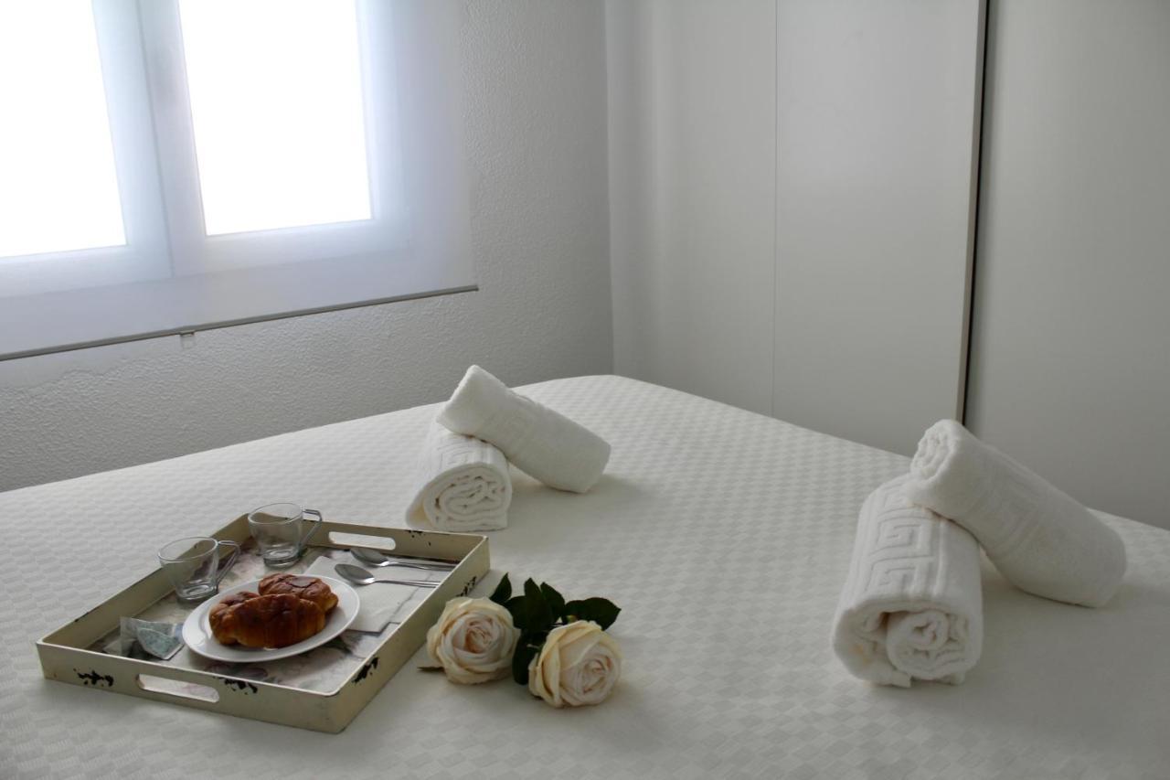Wish Suite Campana De Sevilla 外观 照片